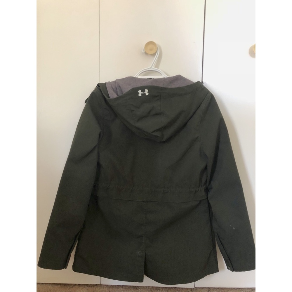 Under armor woman’s coat - Picture 2 of 3